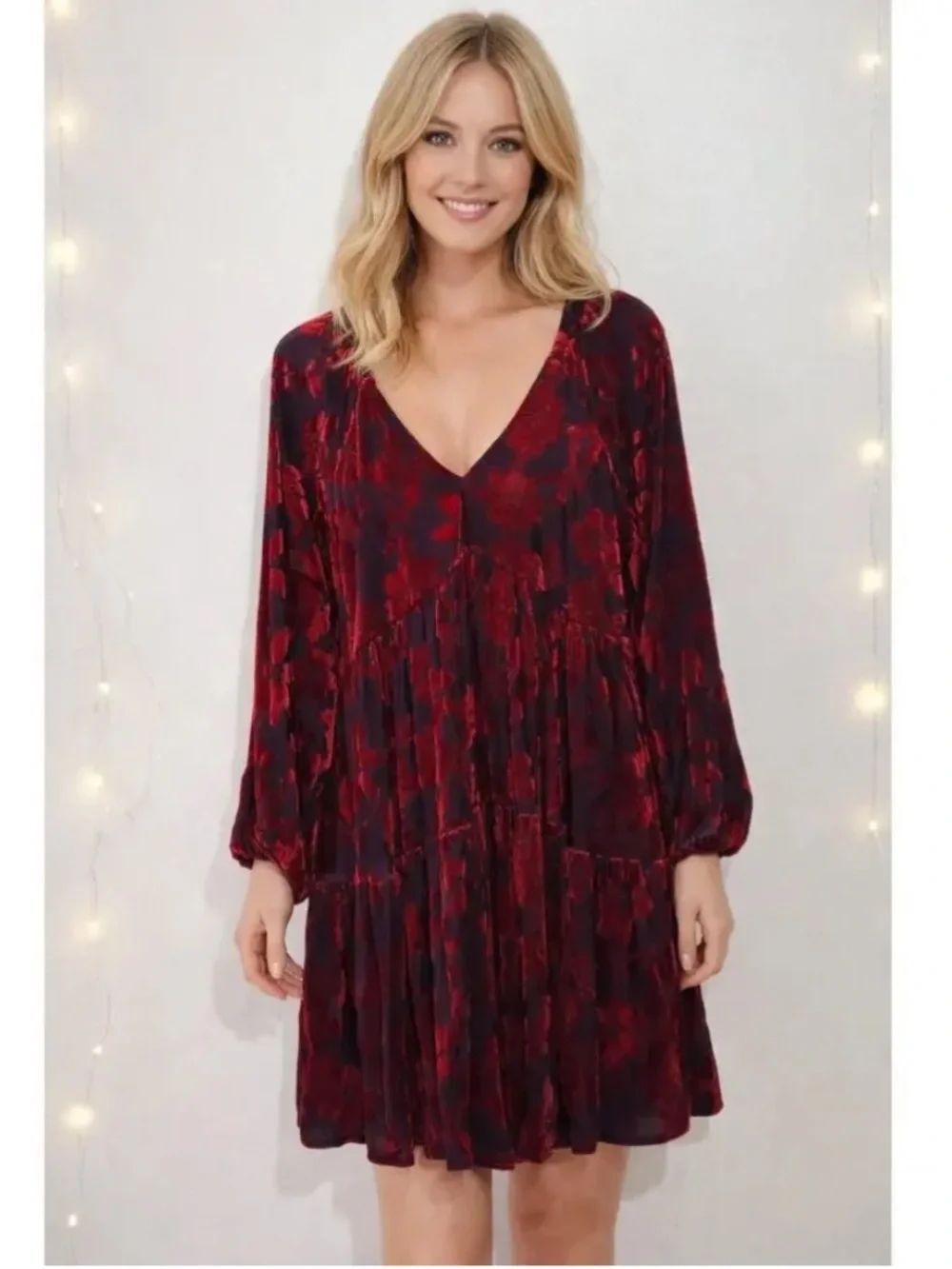 NWT TAYLOR Babydoll Velvet Burnout Dress